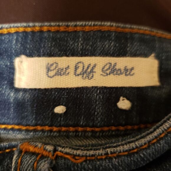 Wild Blue Button Front Cut Off Denim Shorts Size 5 - Picture 9 of 10